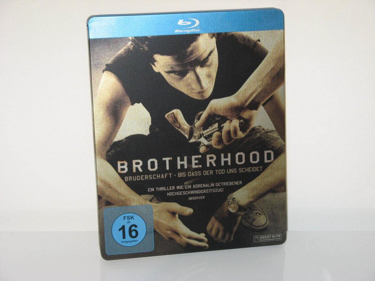 Klicke auf die Grafik für eine vergrößerte Ansicht  Name: Blu-Ray-Steelbook-Brotherhood.jpg Ansichten: 1 Größe: 97,4 KB ID: 22037