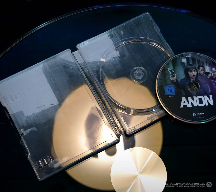 Klicke auf die Grafik für eine vergrößerte Ansicht

Name: Anon-steelbook-2.jpg
Ansichten: 27
Größe: 105,0 KB
ID: 26710