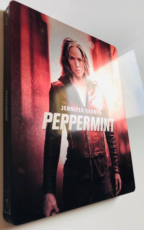 Klicke auf die Grafik für eine vergrößerte Ansicht  Name: Peppermint-steelbook-1.jpg Ansichten: 1 Größe: 42,3 KB ID: 54999