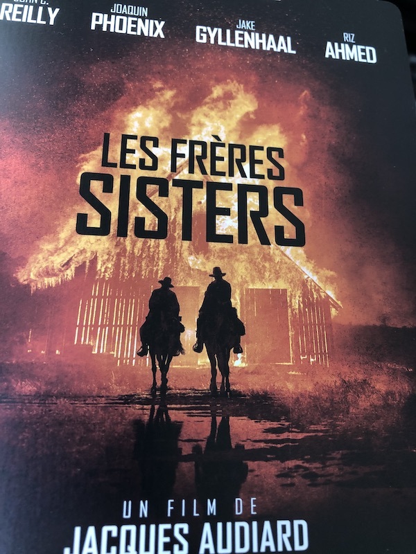 Klicke auf die Grafik für eine vergrößerte Ansicht  Name: Les-Fr%C3%A8res-Sisters-steelbook-1.jpg Ansichten: 1 Größe: 175,4 KB ID: 55670