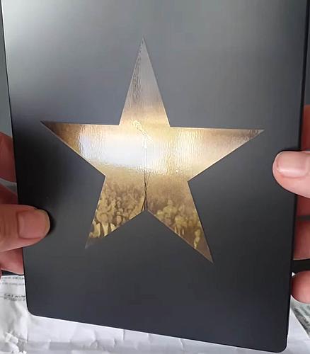 Klicke auf die Grafik für eine vergrößerte Ansicht

Name: A-Star-is-Born-steelbook-2.jpg
Ansichten: 127
Größe: 40,1 KB
ID: 66258