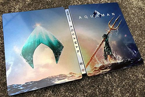 Klicke auf die Grafik für eine vergrößerte Ansicht  Name: Aquaman-steelbook-DE-1.jpg Ansichten: 1 Größe: 242,5 KB ID: 85163