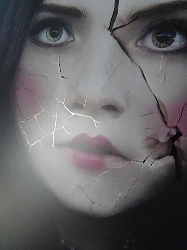 Klicke auf die Grafik für eine vergrößerte Ansicht  Name: Ghostland-steelbook-1.jpg Ansichten: 1 Größe: 41,8 KB ID: 87427