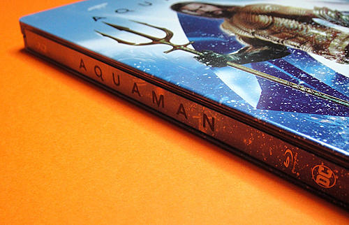 Klicke auf die Grafik für eine vergrößerte Ansicht

Name: fotografias-del-steelbook-de-aquaman-en-blu-ray-3d-original.jpg
Ansichten: 72
Größe: 171,1 KB
ID: 95074