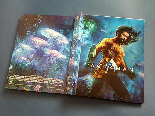 Klicke auf die Grafik für eine vergrößerte Ansicht

Name: fotografias-del-digibook-de-aquaman-en-blu-ray-3d-original.jpg
Ansichten: 88
Größe: 245,7 KB
ID: 95910