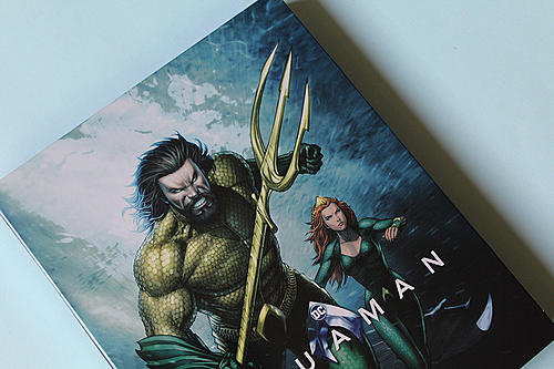 Klicke auf die Grafik für eine vergrößerte Ansicht

Name: fotografias-del-steelbook-ilustrado-de-aquaman-en-blu-ray-original4.jpg
Ansichten: 74
Größe: 159,9 KB
ID: 96722