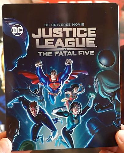 Klicke auf die Grafik für eine vergrößerte Ansicht  Name: Justice-League-Fatal-Five-steelbook.jpg Ansichten: 1 Größe: 95,4 KB ID: 100090