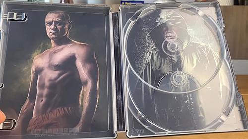 Klicke auf die Grafik für eine vergrößerte Ansicht

Name: Glass-steelbook-9.jpg
Ansichten: 59
Größe: 180,1 KB
ID: 105771