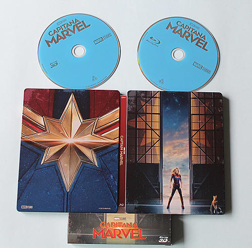 Klicke auf die Grafik für eine vergrößerte Ansicht  Name: fotografias-del-steelbook-de-capitana-marvel-en-blu-ray-3d-y-2d-original.jpg Ansichten: 1 Größe: 246,7 KB ID: 118912