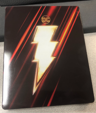 Klicke auf die Grafik für eine vergrößerte Ansicht  Name: Shazam-steelbook-2.png Ansichten: 1 Größe: 277,3 KB ID: 124544