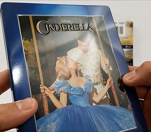 Klicke auf die Grafik für eine vergrößerte Ansicht

Name: Cinderella-steelbook-4K-Bestbuy-3.jpg
Ansichten: 74
Größe: 115,8 KB
ID: 124973