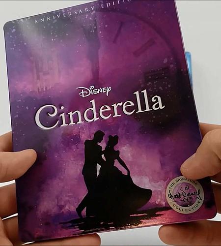 Klicke auf die Grafik für eine vergrößerte Ansicht

Name: Cinderella-steelbook-Bestbuy1.jpg
Ansichten: 142
Größe: 67,8 KB
ID: 128108