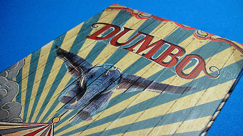 Klicke auf die Grafik für eine vergrößerte Ansicht

Name: fotografias-del-steelbook-de-dumbo-en-blu-ray-original4.jpg
Ansichten: 99
Größe: 198,9 KB
ID: 128308