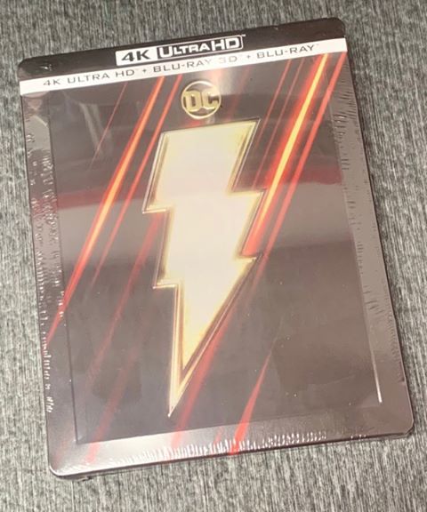 Klicke auf die Grafik für eine vergrößerte Ansicht  Name: Shazam-steelbook-FR.jpg Ansichten: 1 Größe: 50,1 KB ID: 131849