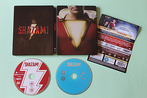 Klicke auf die Grafik für eine vergrößerte Ansicht  Name: fotografias-del-stelbook-de-shazam-en-uhd-4k-y-blu-ray-uk-original18.jpg Ansichten: 1 Größe: 252,0 KB ID: 137432