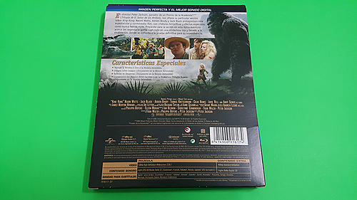 Klicke auf die Grafik für eine vergrößerte AnsichtName: digibook-de-king-kong-de-peter-jackson-en-blu-ray-original2.jpgAnsichten: 1Größe: 119,9 KBID: 141125