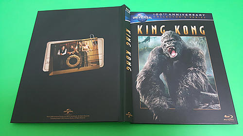 Klicke auf die Grafik für eine vergrößerte AnsichtName: digibook-de-king-kong-de-peter-jackson-en-blu-ray-original11.jpgAnsichten: 1Größe: 107,9 KBID: 141134