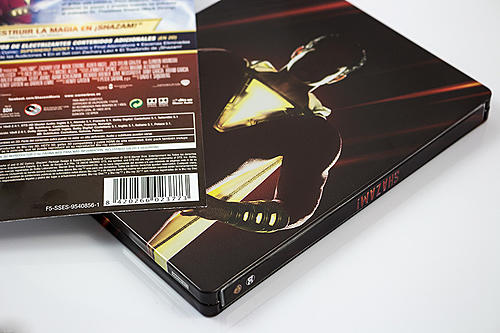 Klicke auf die Grafik für eine vergrößerte Ansicht

Name: fotografias-del-steelbook-de-shazam-en-blu-ray-3d-original.jpg
Ansichten: 71
Größe: 185,2 KB
ID: 142719