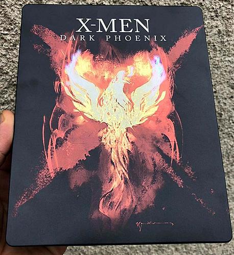 Klicke auf die Grafik für eine vergrößerte Ansicht  Name: X-Men-Dark-Phoenix-steelbook-4-768x839.jpg Ansichten: 1 Größe: 120,4 KB ID: 146611