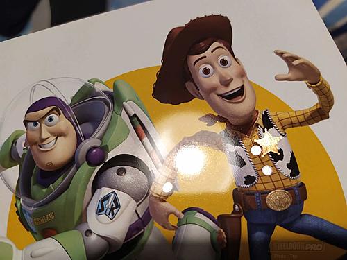 Klicke auf die Grafik für eine vergrößerte Ansicht  Name: Toy-Story-Int%C3%A9grale-steelbook-6.jpg Ansichten: 1 Größe: 109,6 KB ID: 161470