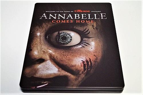 Klicke auf die Grafik für eine vergrößerte Ansicht

Name: Annabelle-Comes-Home-steelbook-1.jpg
Ansichten: 102
Größe: 55,7 KB
ID: 161757