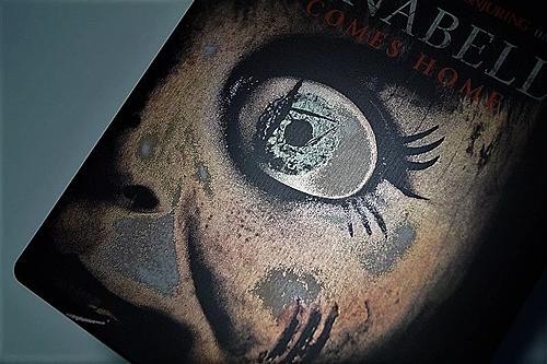 Klicke auf die Grafik für eine vergrößerte Ansicht

Name: Annabelle-Comes-Home-steelbook-4.jpg
Ansichten: 96
Größe: 89,7 KB
ID: 161759