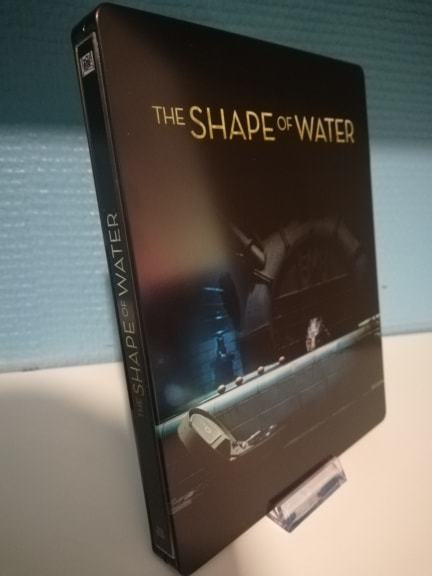 Klicke auf die Grafik für eine vergrößerte Ansicht  Name: The-Shape-of-Water-steelbook-fr-1.jpg Ansichten: 1 Größe: 20,1 KB ID: 163890