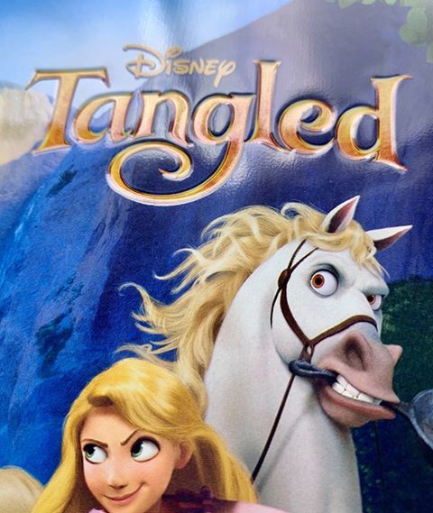 Klicke auf die Grafik für eine vergrößerte Ansicht  Name: Tangled-steelbook-Bestbuy-1.jpg Ansichten: 1 Größe: 56,2 KB ID: 168342