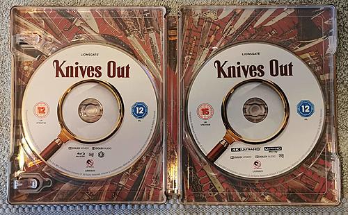 Klicke auf die Grafik für eine vergrößerte Ansicht  Name: Knives-Out-steelbook-zavvi-2-1.jpg Ansichten: 1 Größe: 241,9 KB ID: 212721