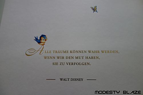 Klicke auf die Grafik für eine vergrößerte Ansicht

Name: Disney Komplettbox 19.JPG
Ansichten: 194
Größe: 149,7 KB
ID: 229582