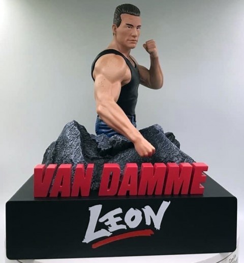 Klicke auf die Grafik für eine vergrößerte Ansicht  Name: vandamme.jpg Ansichten: 1 Größe: 40,3 KB ID: 243710