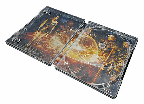 Klicke auf die Grafik für eine vergrößerte Ansicht  Name: fotografias-del-steelbook-de-la-liga-de-la-justicia-de-zack-snyder-en-uhd-4k-original (1).jpg Ansichten: 0 Größe: 184,2 KB ID: 300879