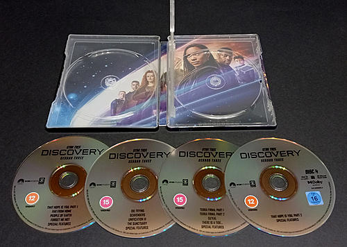 Klicke auf die Grafik für eine vergrößerte Ansicht

Name: fotografias-del-steelbook-de-la-3-temporada-de-star-trek-discovery-en-blu-ray-original (8).jpg
Ansichten: 71
Größe: 184,2 KB
ID: 324555