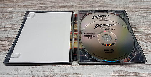 Klicke auf die Grafik für eine vergrößerte Ansicht

Name: fotografias-del-steelbook-de-indiana-jones-en-busca-del-arca-perdidaen-uhd-4k-y-blu-ray-original (7).jpg
Ansichten: 68
Größe: 165,0 KB
ID: 349220