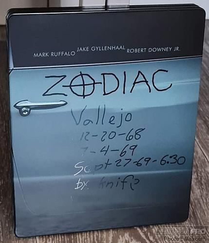 Klicke auf die Grafik für eine vergrößerte Ansicht

Name: Zodiac-steelbook-3-768x896.jpg
Ansichten: 85
Größe: 63,0 KB
ID: 357968