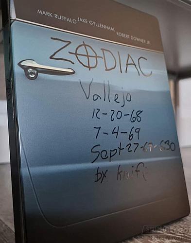 Klicke auf die Grafik für eine vergrößerte Ansicht

Name: Zodiac-steelbook-4-768x976.jpg
Ansichten: 83
Größe: 60,6 KB
ID: 357969