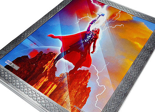 Klicke auf die Grafik für eine vergrößerte Ansicht  Name: fotografias-del-steelbook-de-thor-love-and-thunder-en-uhd-4k-y-blu-ray-original (5).jpg Ansichten: 0 Größe: 330,7 KB ID: 362254