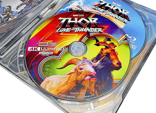 Klicke auf die Grafik für eine vergrößerte Ansicht  Name: fotografias-del-steelbook-de-thor-love-and-thunder-en-uhd-4k-y-blu-ray-original (9).jpg Ansichten: 0 Größe: 394,4 KB ID: 362258