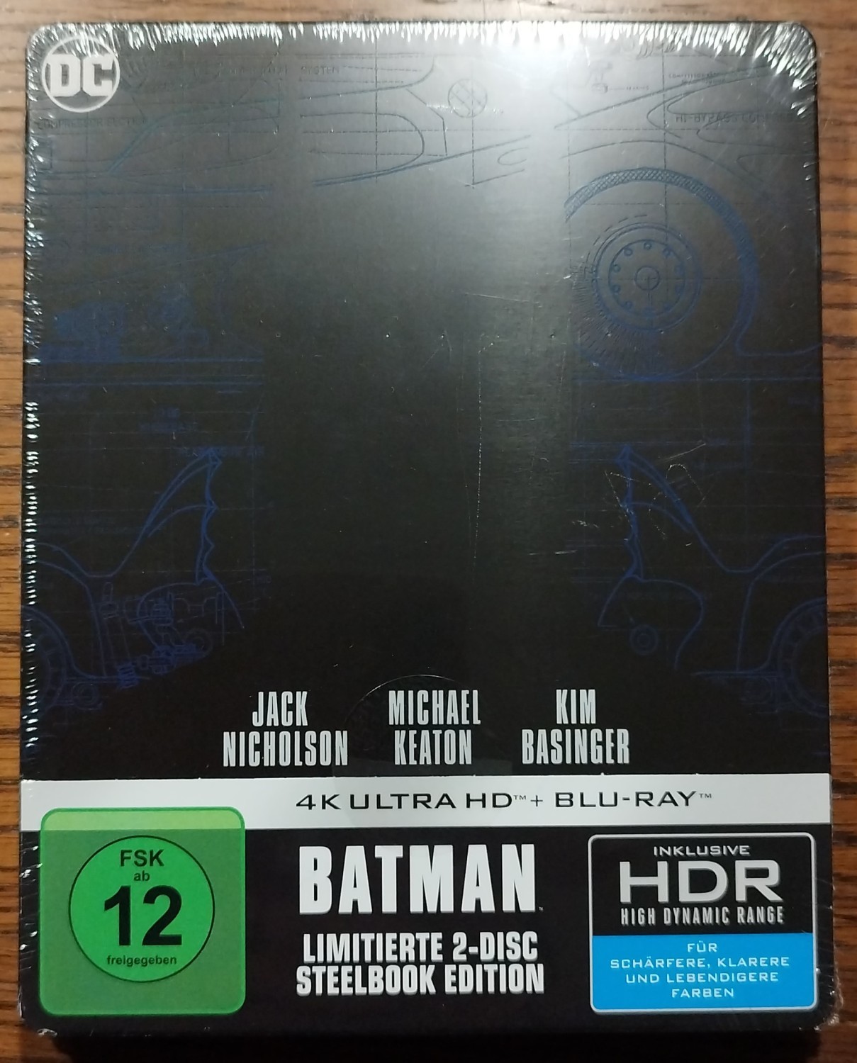 Klicke auf die Grafik für eine vergrößerte Ansicht

Name: Batman - Cover 01.jpg
Ansichten: 57
Größe: 274,3 KB
ID: 377615